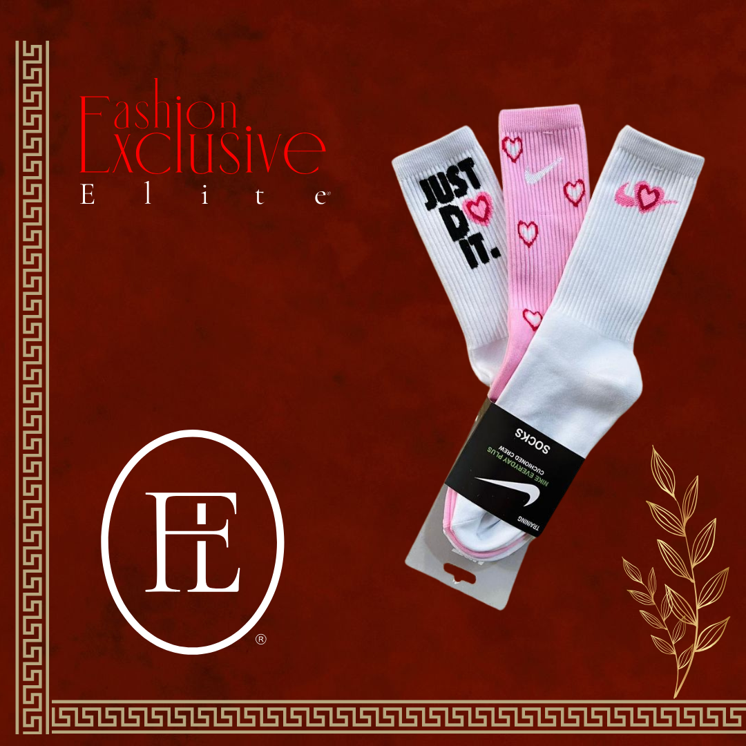 Calcetines Nike Unitalla  Blanco - Rosa con Corazones
