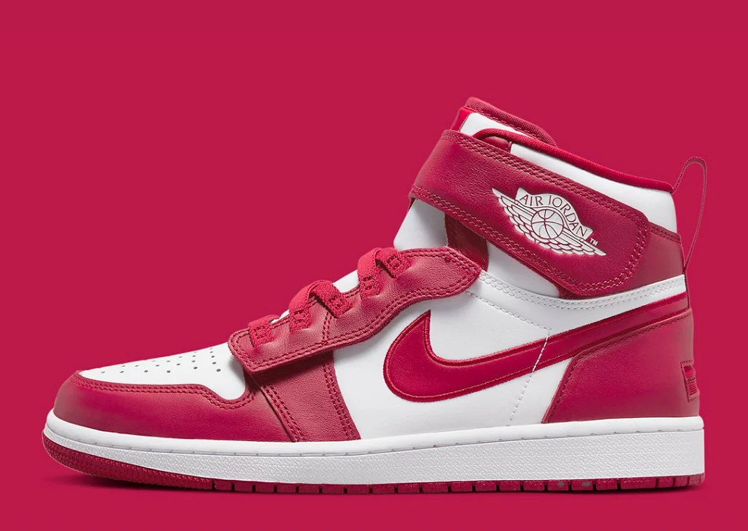 Jordan 1 High FlyEase White Cardinal Red