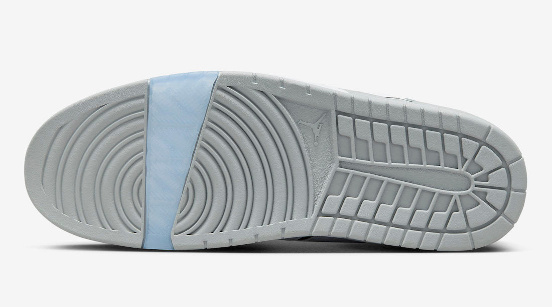 Jordan Nu Retro 1 Low Light Smoke Grey