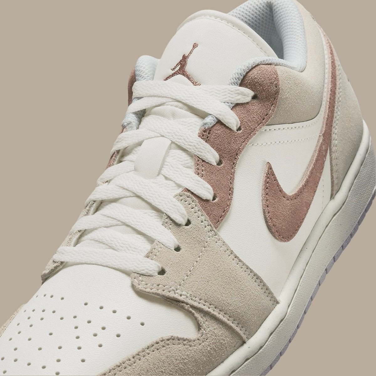 Jordan 1 Low SE Legend Light Brown