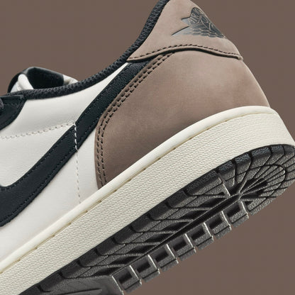 Jordan 1 Retro Low OG Mocha
