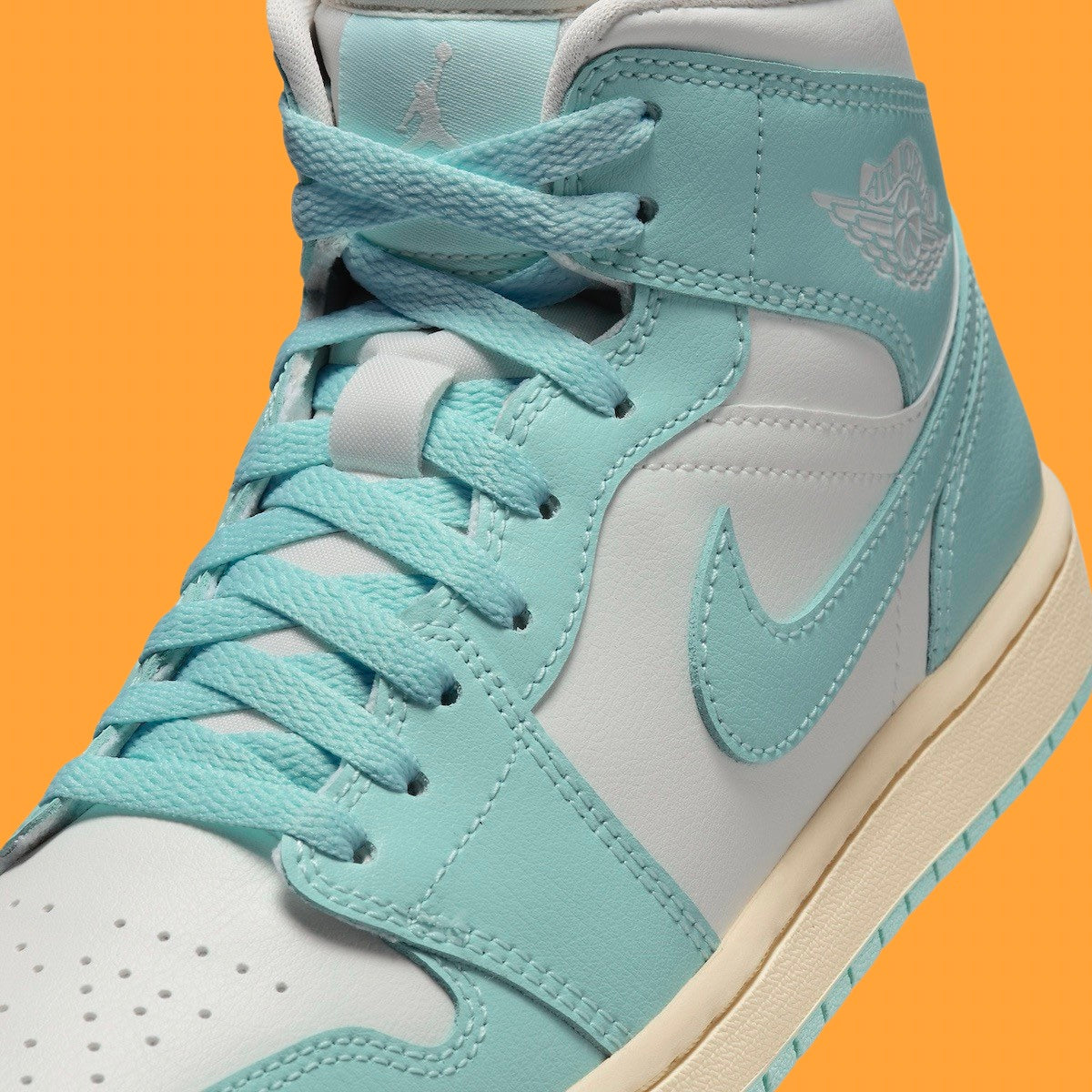 Jordan 1 Mid Light Dew (Women's)