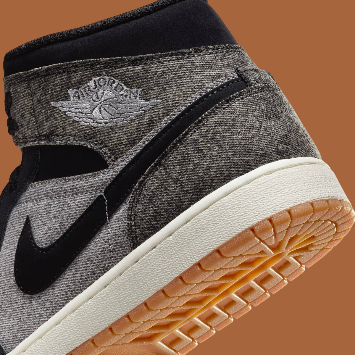 Jordan 1 Mid SE Black Denim