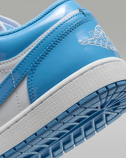 Jordan 1 Low SE White Legend Blue