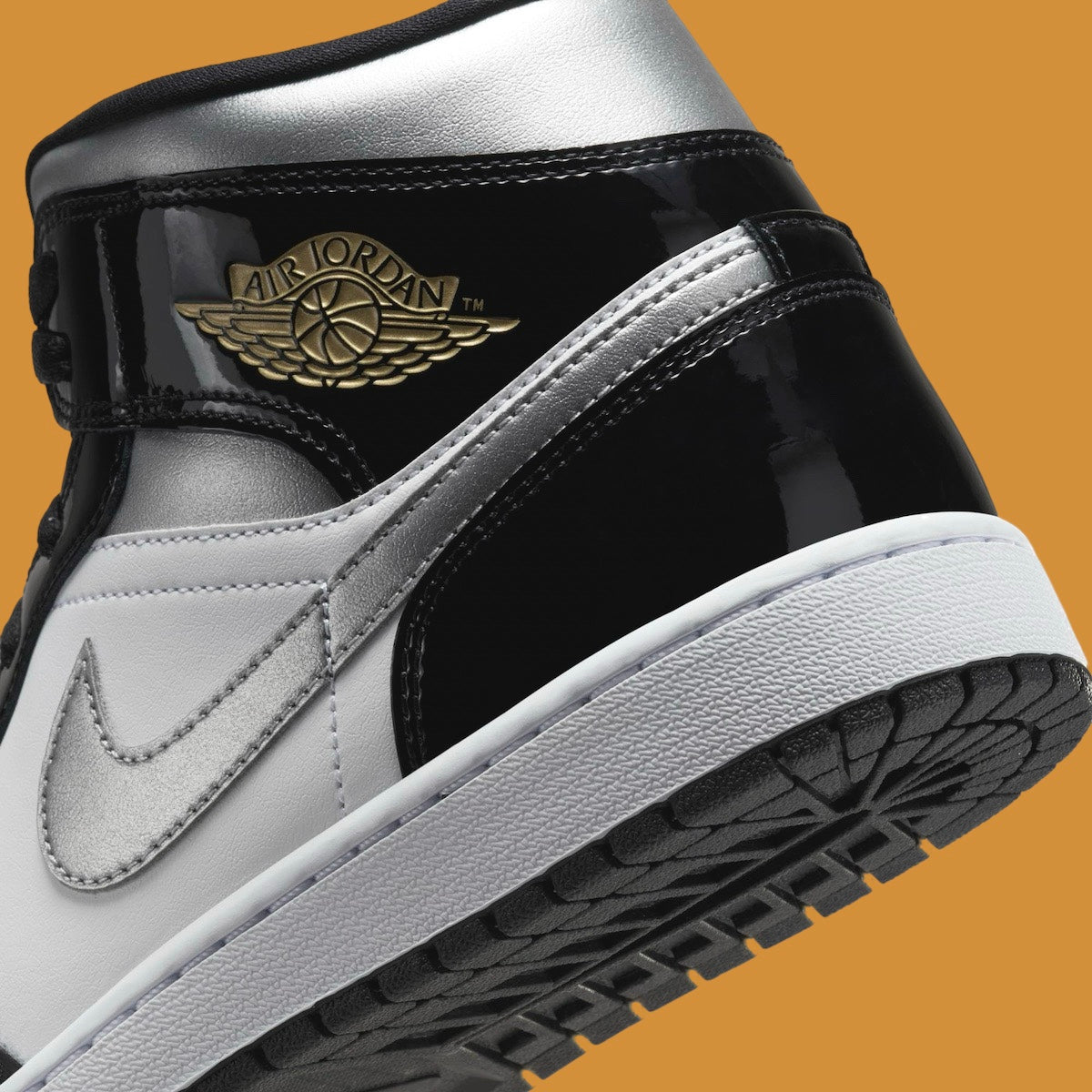 Jordan 1 Mid SE Patent Black White Metallic Silver Metallic Gold