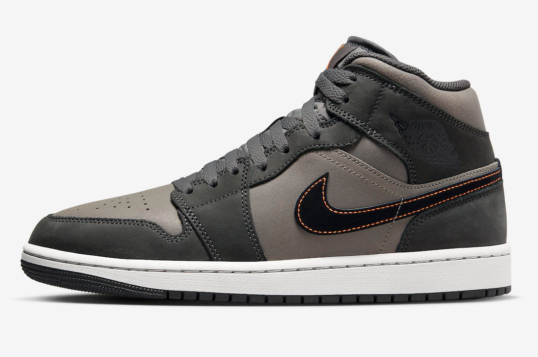 Jordan 1 Mid SE Night Stadium