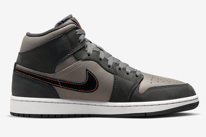 Jordan 1 Mid SE Night Stadium
