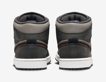 Jordan 1 Mid SE Night Stadium