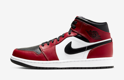 Jordan 1 Mid Chicago Toe