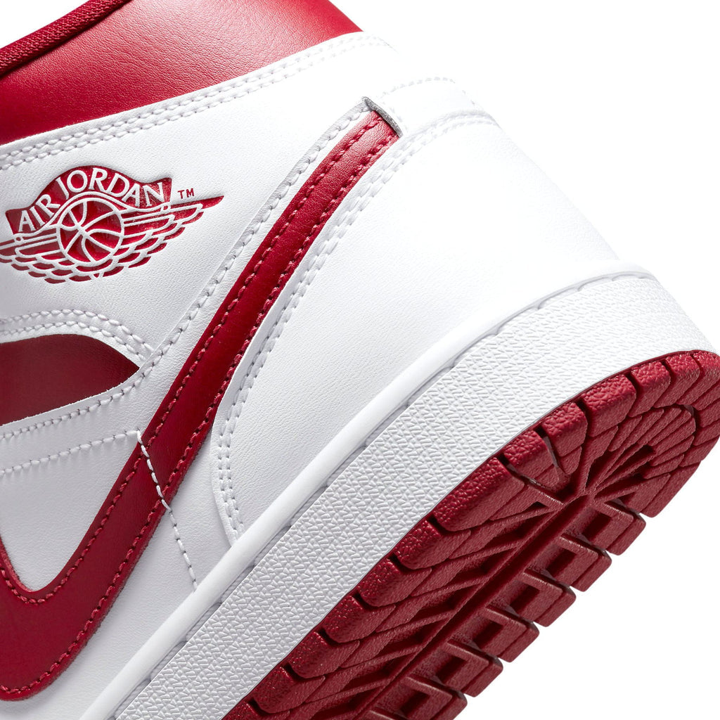 Jordan 1 Mid Reverse Chicago