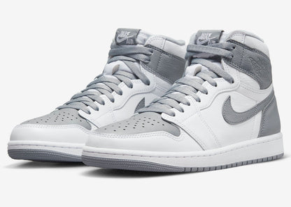 Jordan 1 Retro High OG Stealth