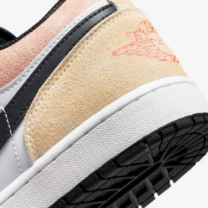 Jordan 1 Low SE Flight Club