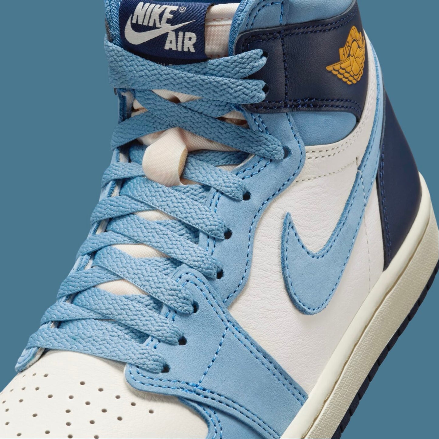 Jordan 1 High OG First in Flight