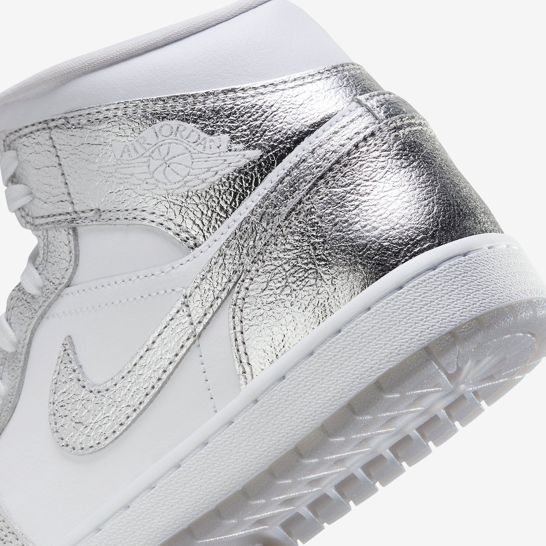 Jordan 1 Mid SE Metallic Silver (Women's)
