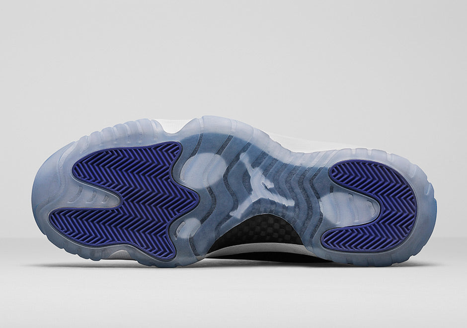 Jordan 11 Retro Space Jam (2016)