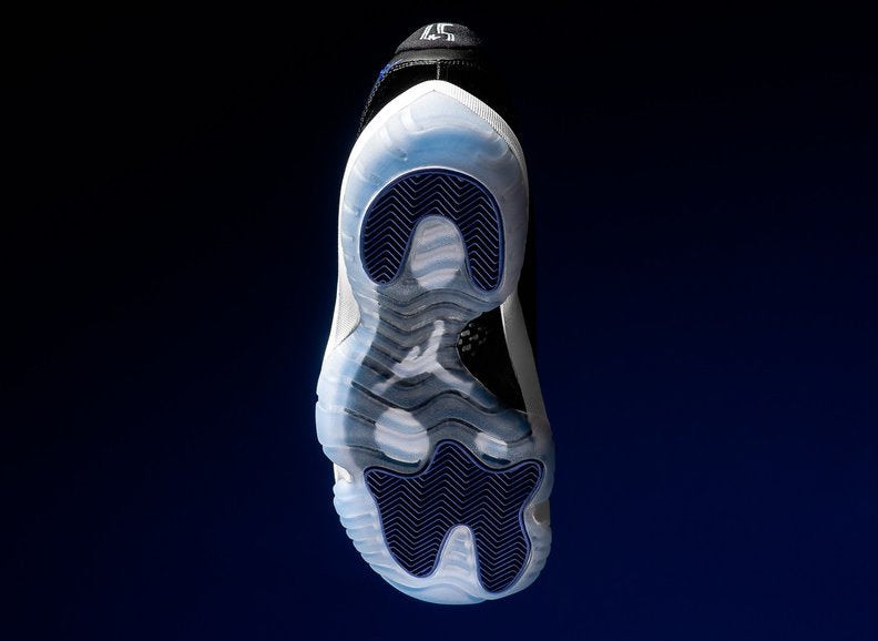 Jordan 11 Retro Space Jam (2016)