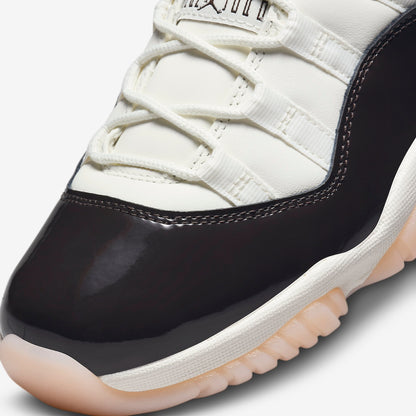 Jordan 11 Retro Neapolitan (Women's)