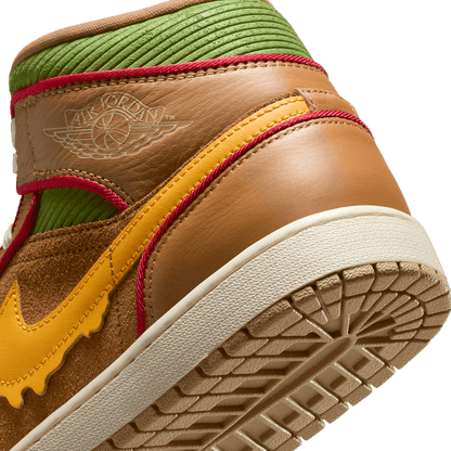 Jordan 1 Mid SE Cheeseburger - Vista 8