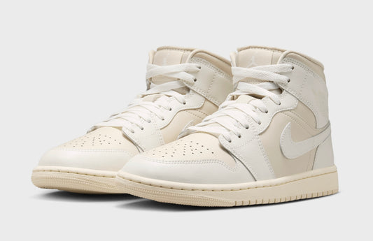 Jordan 1 Mid Legend Light Brown (Women's) - Vista 1