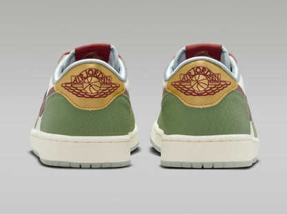 Jordan 1 Retro Low OG Year of the Dragon (2024) - Vista 5