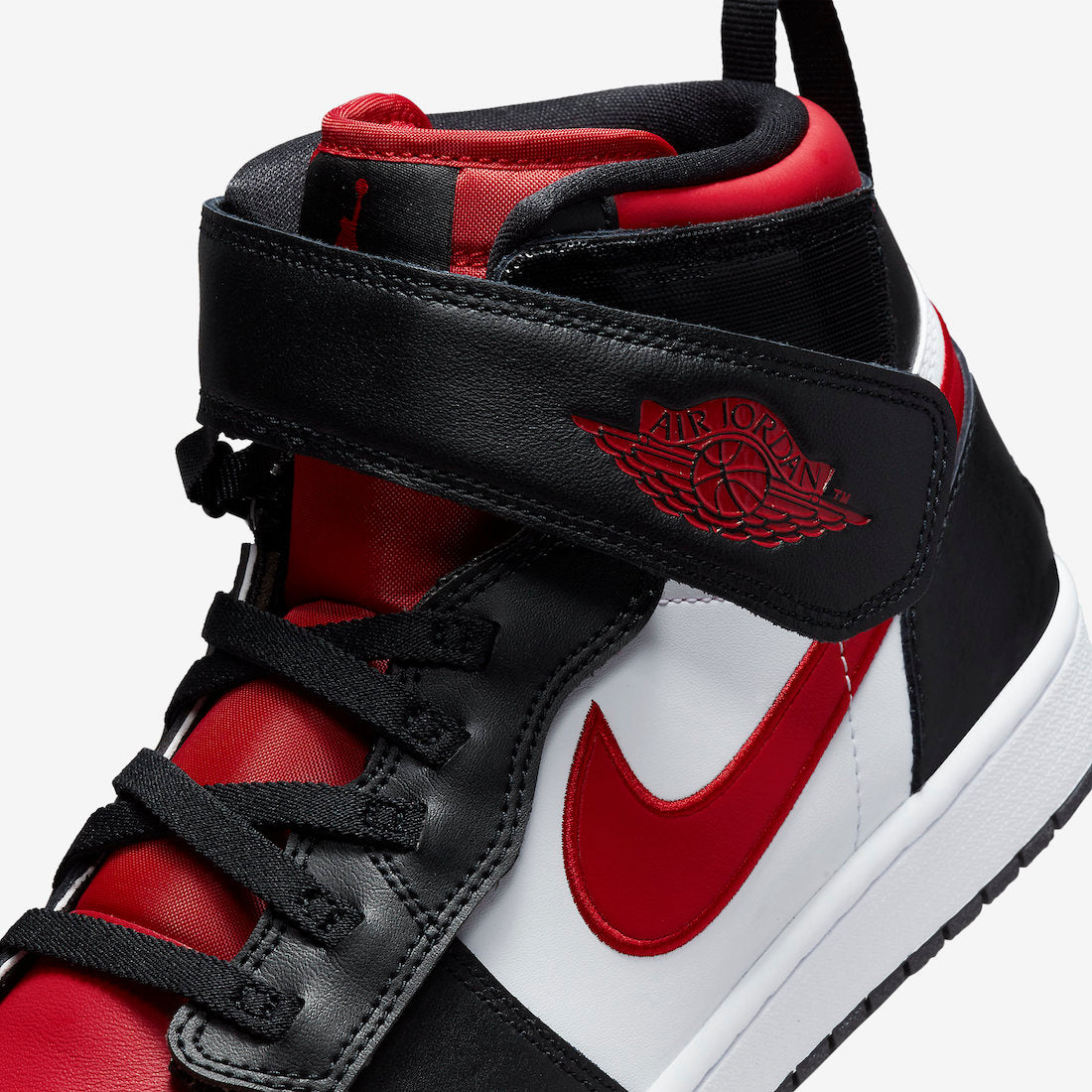 Jordan 1 High FlyEase Black White Fire Red - Vista 7
