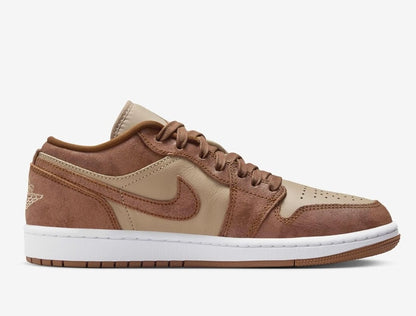 Jordan 1 Low SE Legend Coffee (Women's) - Vista 3