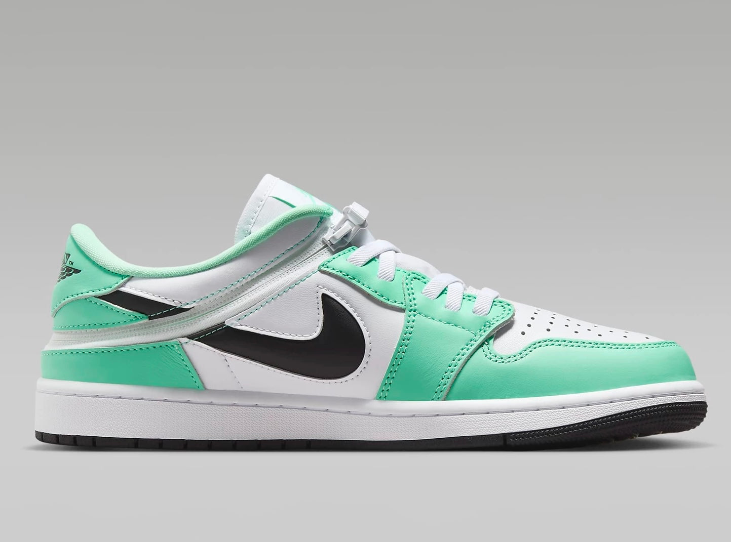 Jordan 1 Low FlyEase Green Glow - Vista 6