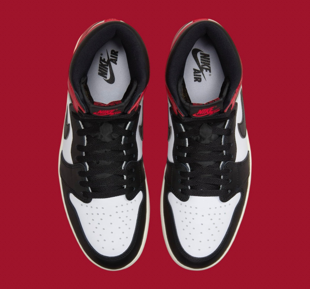 Jordan 1 Retro High OG Black Toe Reimagined - Vista 1