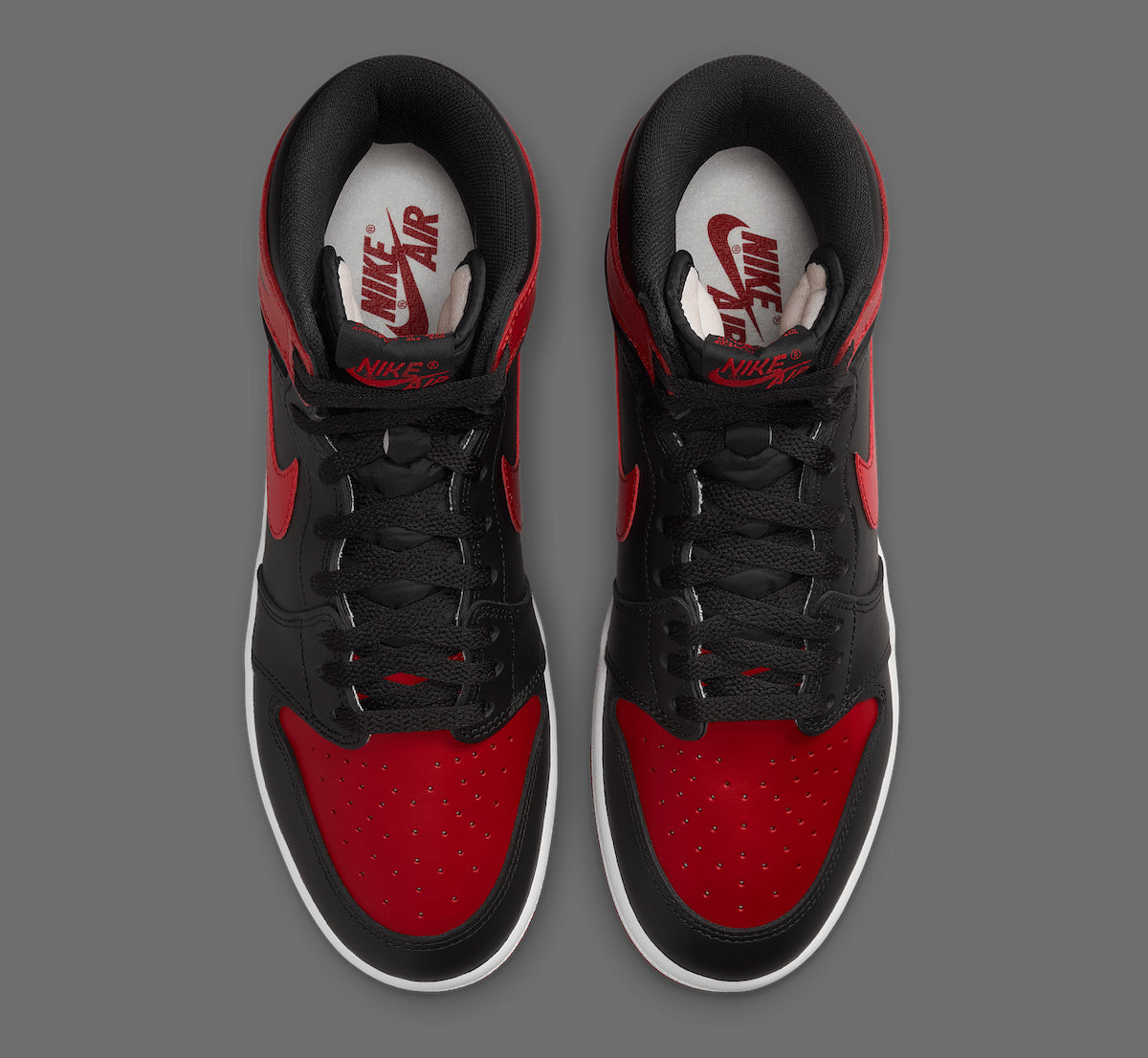 Jordan 1 Retro High '85 OG Bred (2025) - Vista 4
