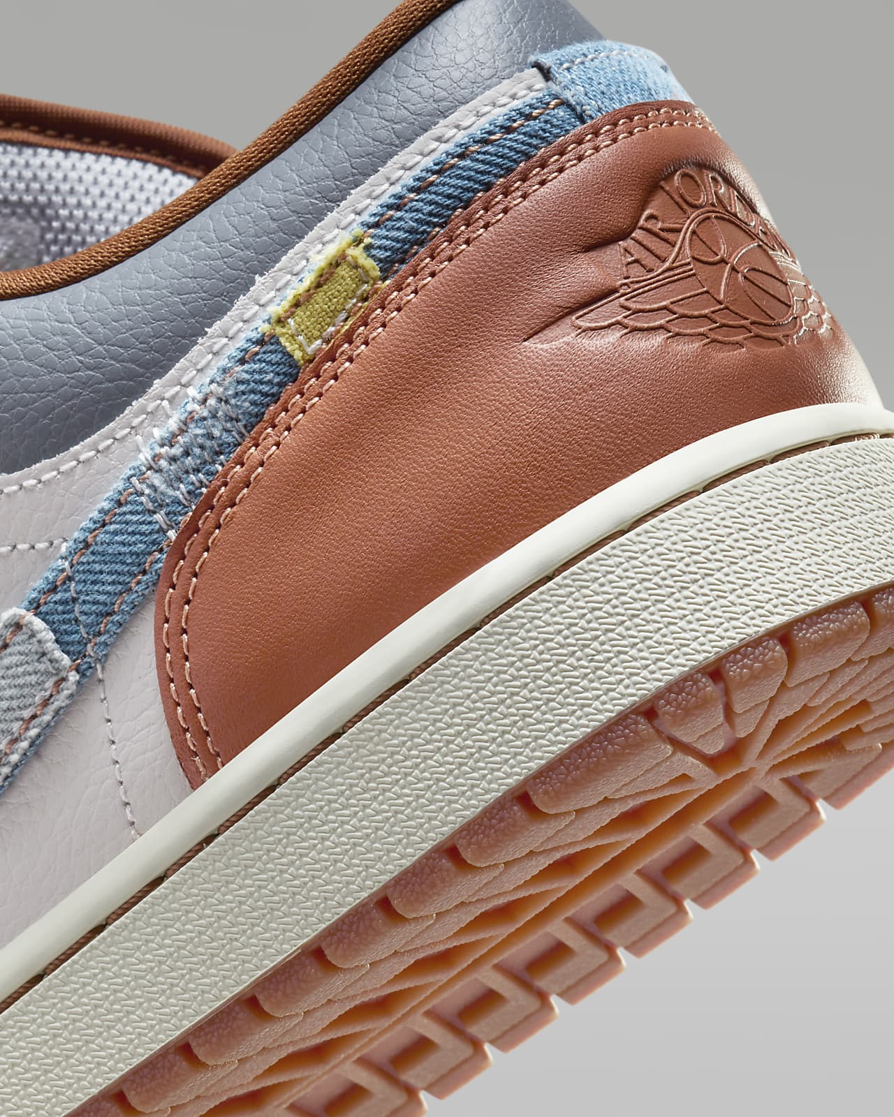 Jordan 1 Low SE Phantom Repaired Denim Swoosh - Vista 8