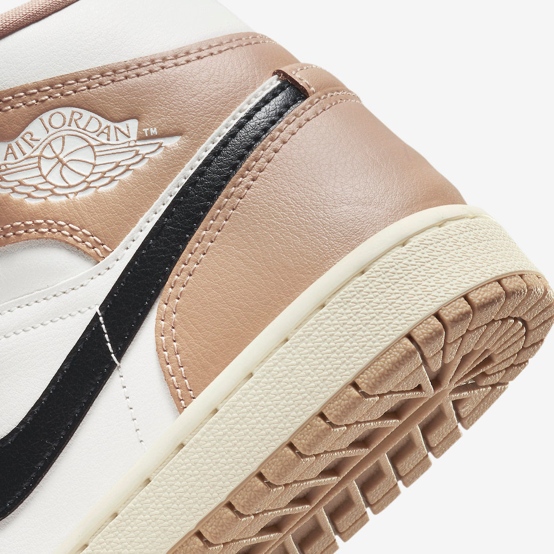Jordan 1 Mid SE Desert Sail - Vista 8