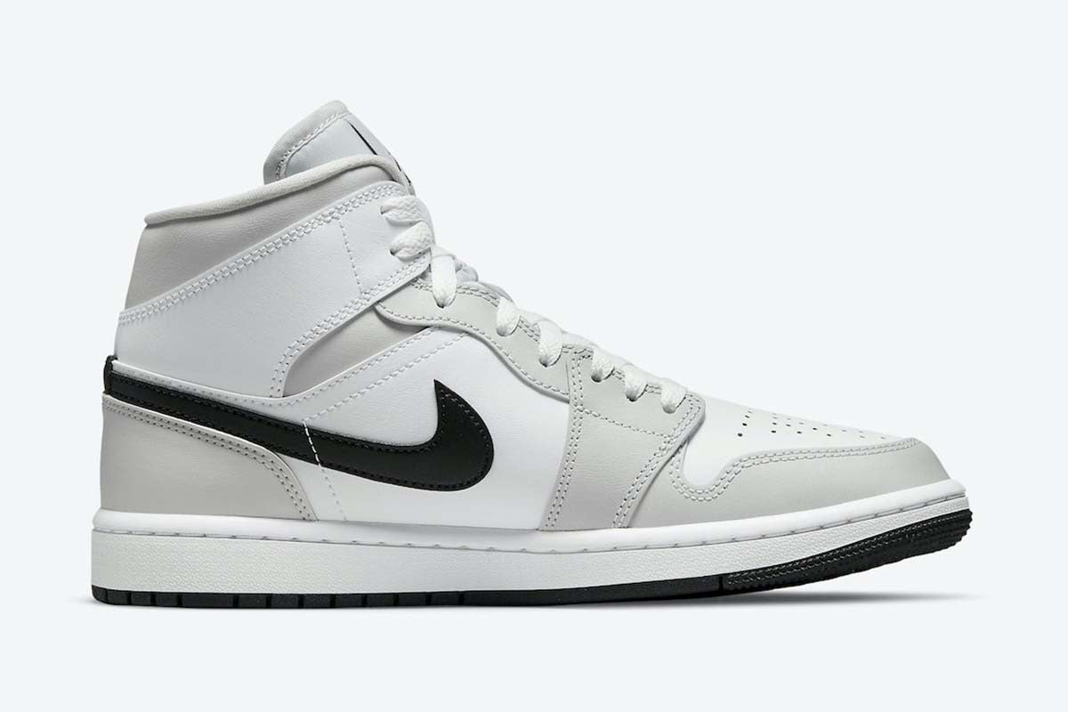 Jordan 1 Mid Light Smoke Grey (Women's) - Vista 2