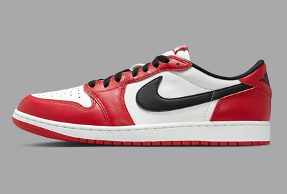 Jordan 1 Retro Low OG Chicago (2025) - Vista 2