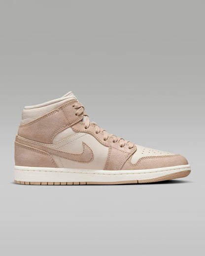 Jordan 1 Mid SE Legend Light Brown (Women's) - Vista 3