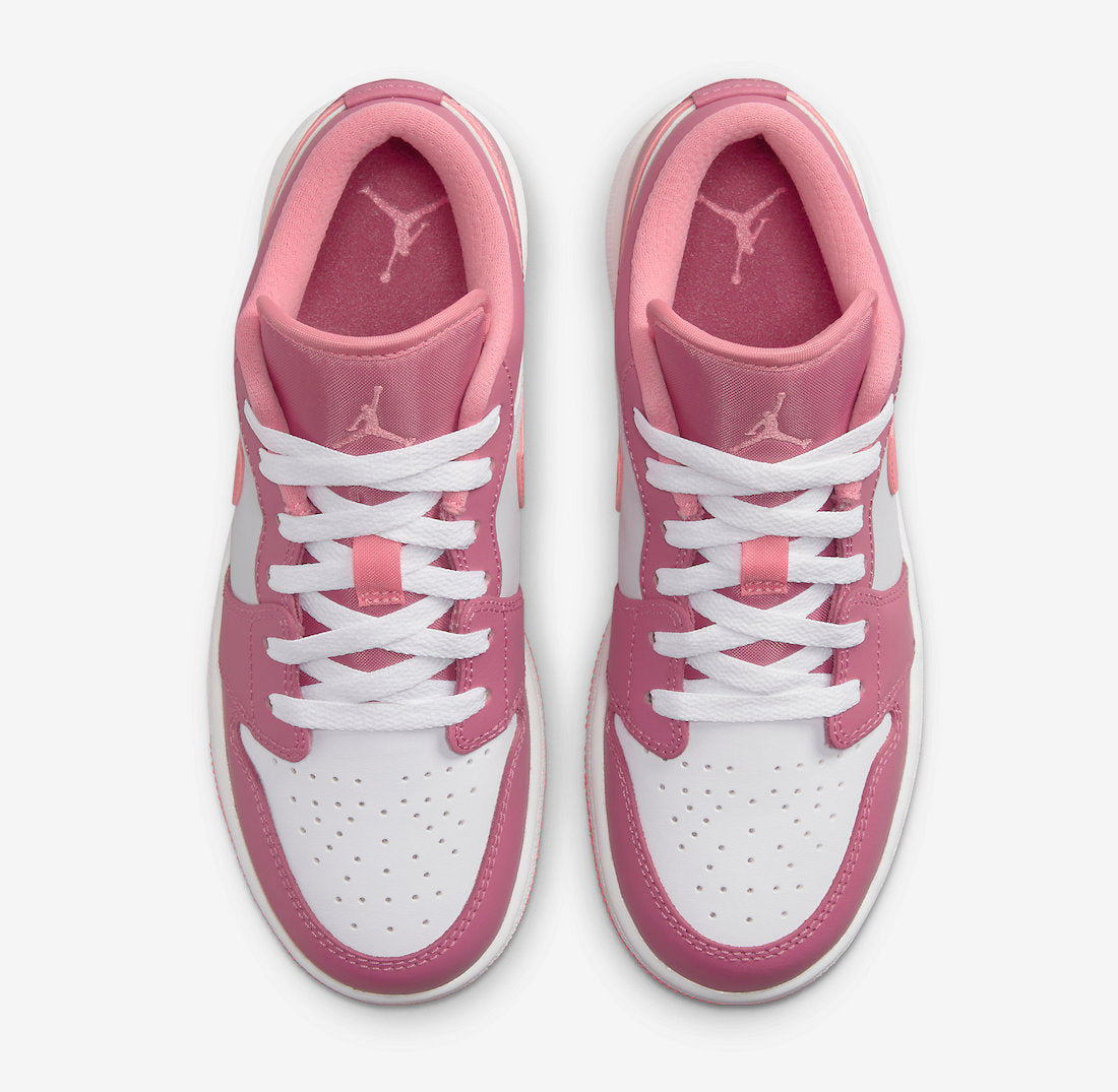 Jordan 1 Low Desert Berry (Women's) - Vista 6