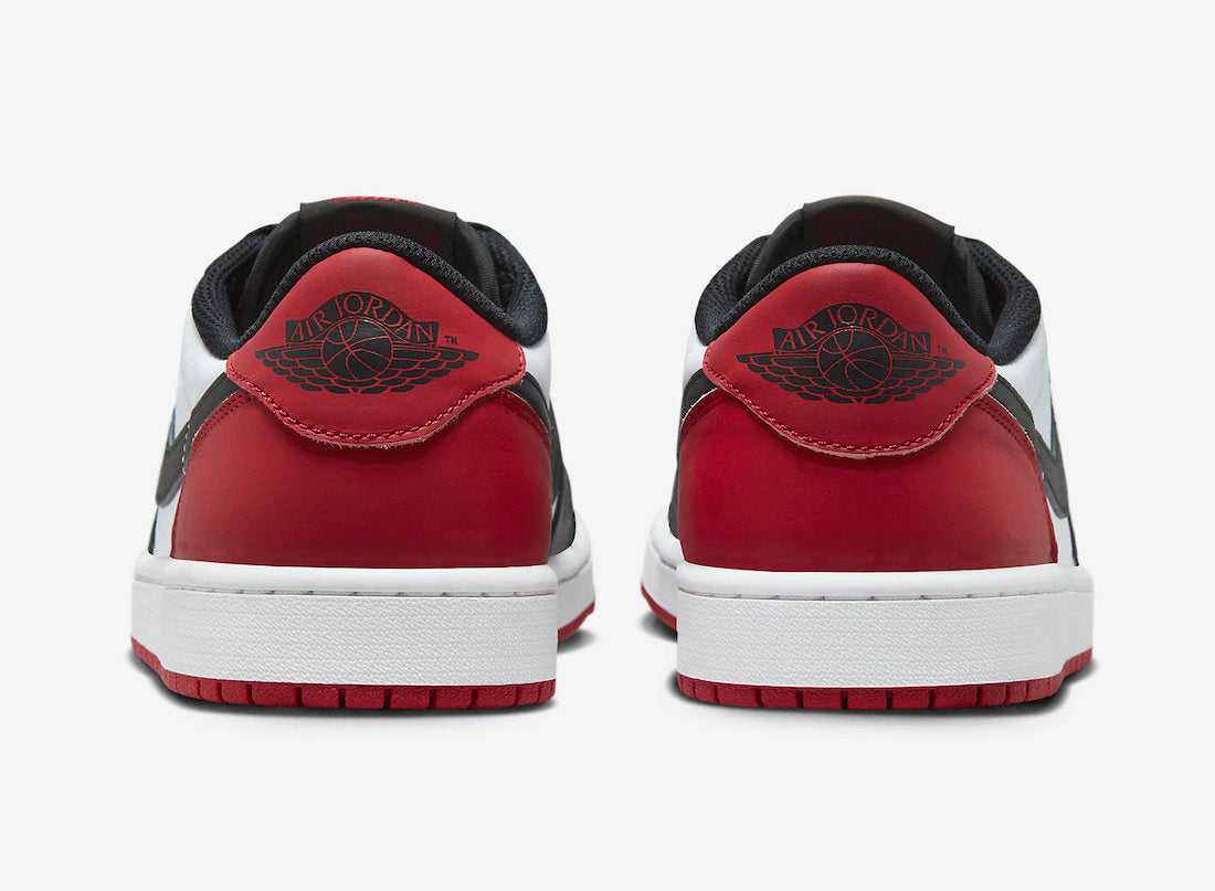 Jordan 1 Retro Low OG Black Toe (2023) - Vista 5