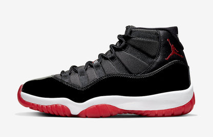 Jordan 11 Retro Playoffs Bred (2019) - Vista 2