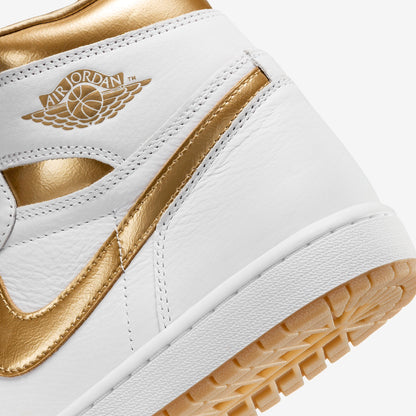 Jordan 1 Retro High OG Metallic Gold - Vista 8