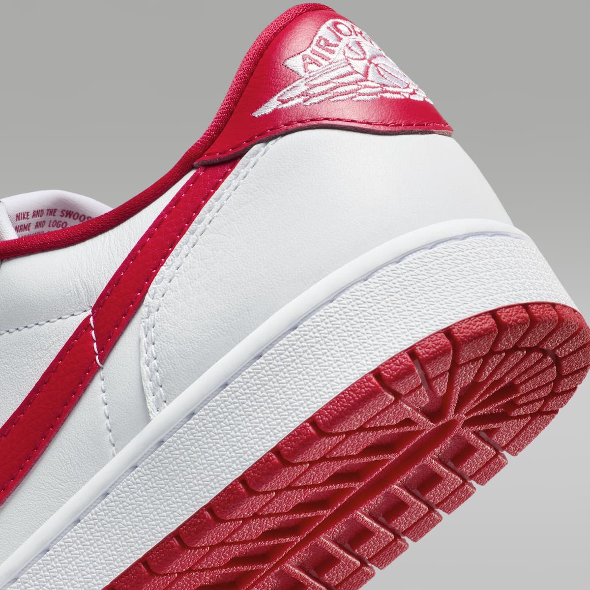 Jordan 1 Retro Low OG University Red - Vista 8