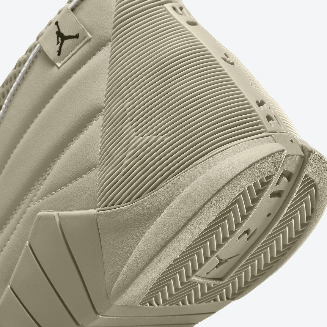 Jordan 15 Retro Billie Eilish - Vista 9