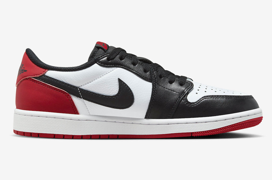 Jordan 1 Retro Low OG Black Toe (2023) - Vista 3