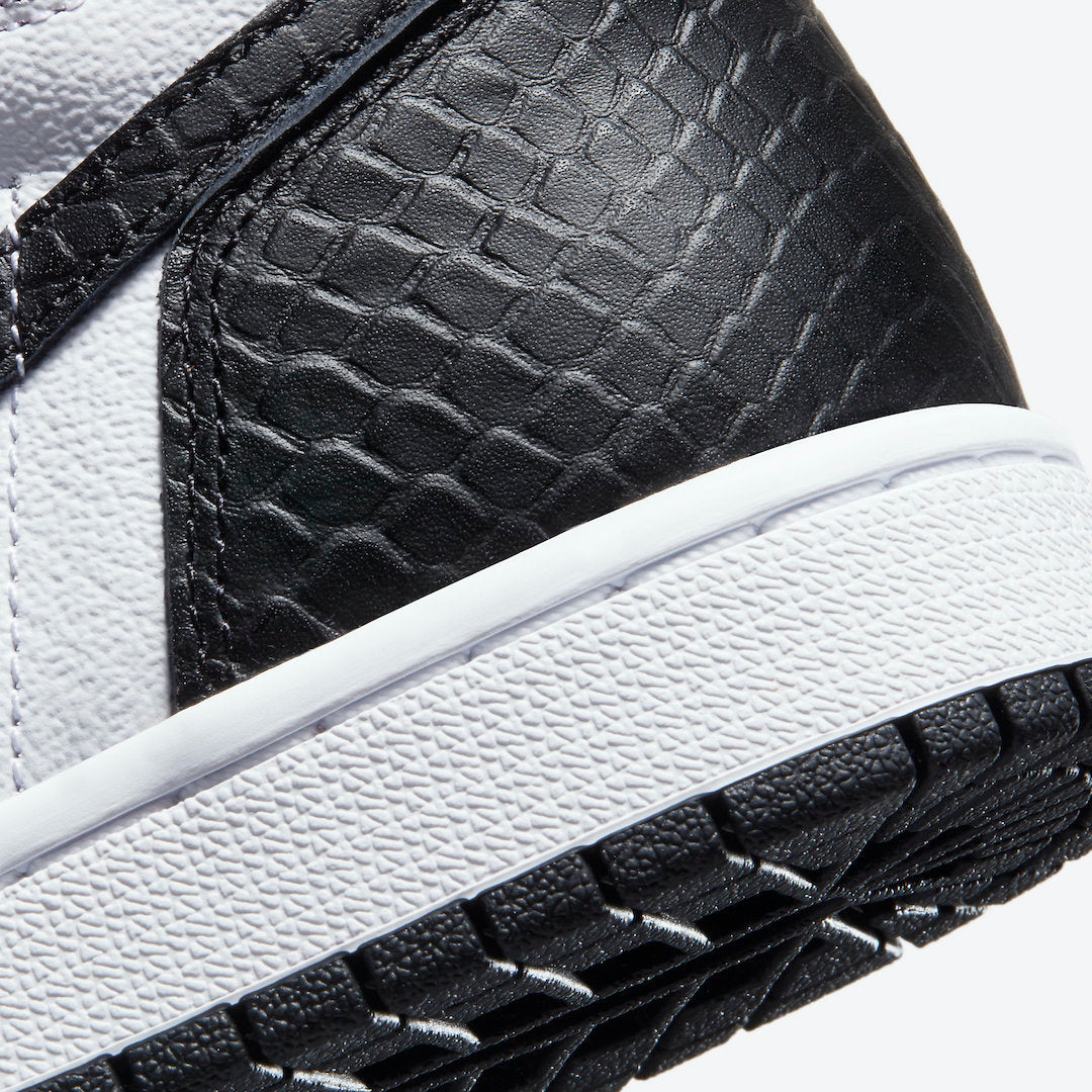 Jordan 1 Retro Hight Satin Snake Chicago - Vista 8