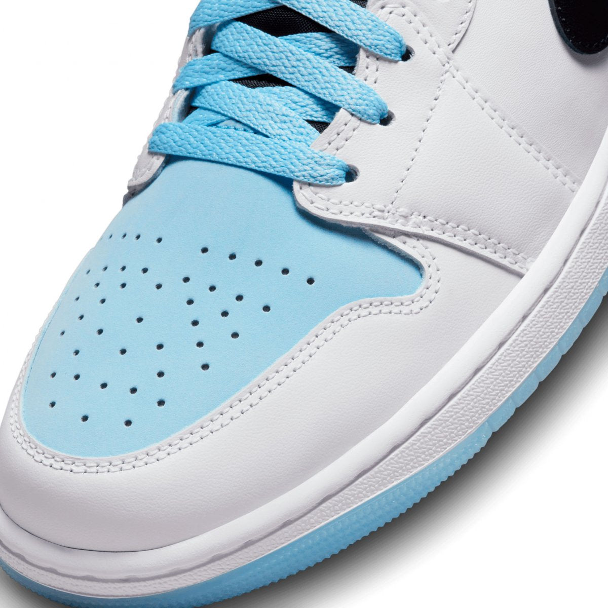 Jordan 1 Mid SE Ice Blue (2023) - Vista 7