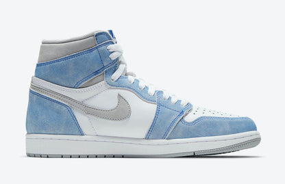 Jordan 1 Retro High OG Hyper Royal Smoke Grey - Vista 3