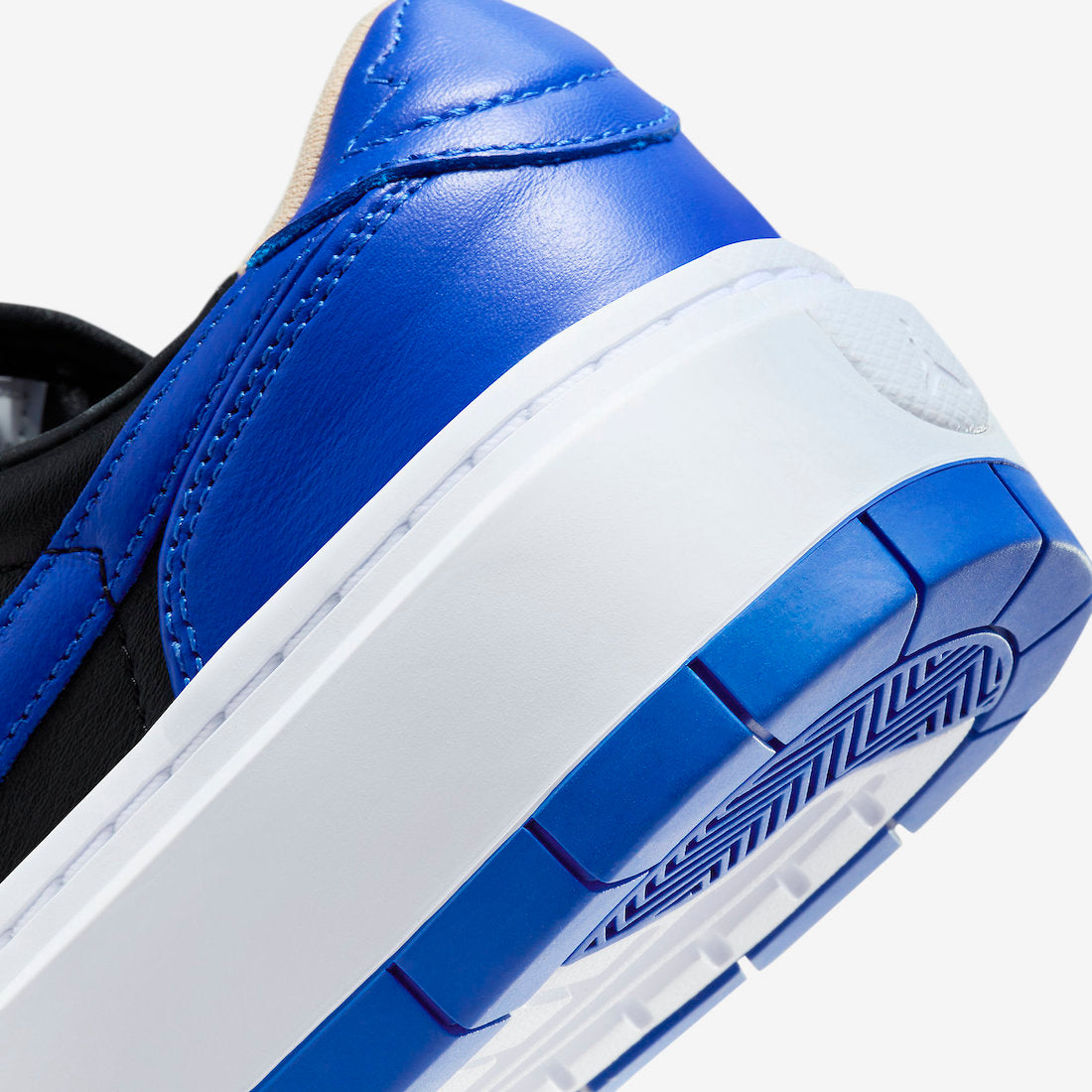 Jordan 1 Elevate Low Black Hyper Royal (Women's) - Vista 8