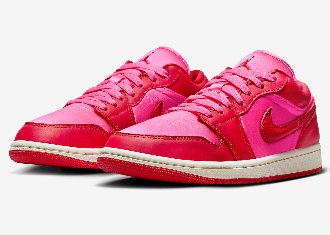 Jordan 1 Low SE Pink Blast (Women's) - Vista 1