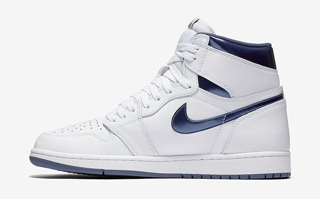 Jordan 1 Retro Metallic Navy (2016) - Vista 3