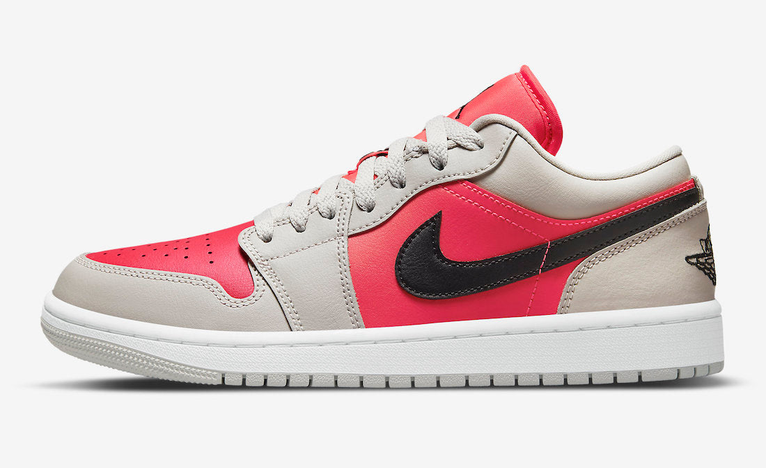 Jordan 1 Retro Low Light Iron Ore Siren Red (Women's) - Vista 2