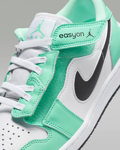 Jordan 1 Low FlyEase Green Glow - Vista 2