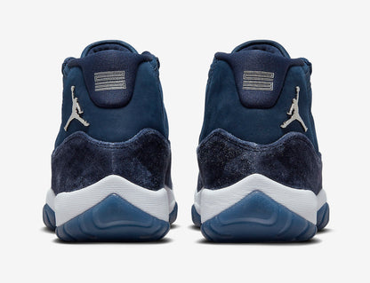 Jordan 11 Retro Midnight Navy - Vista 5